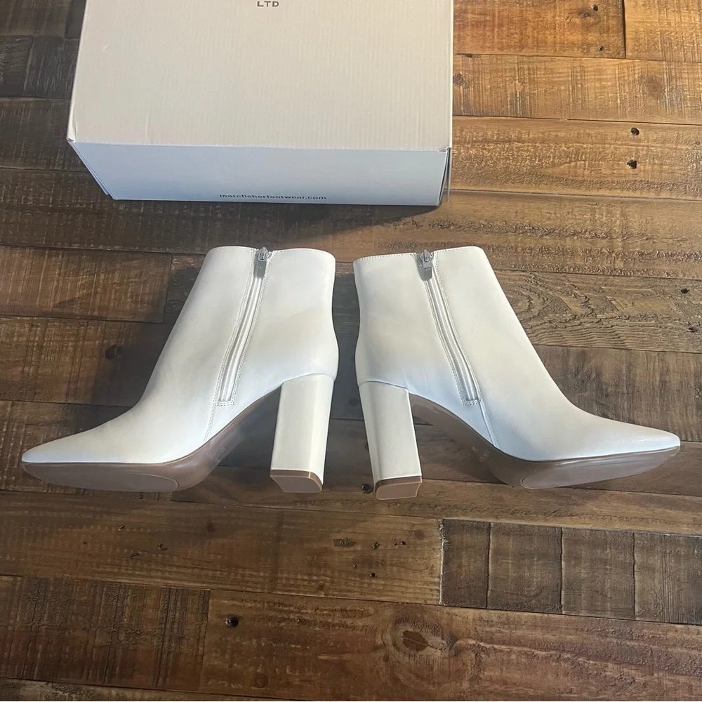 Marc Fisher Nebula Square Toe Bootie Size 9 - Picture 2 of 9